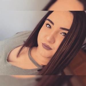 Meet your Posher, Becca